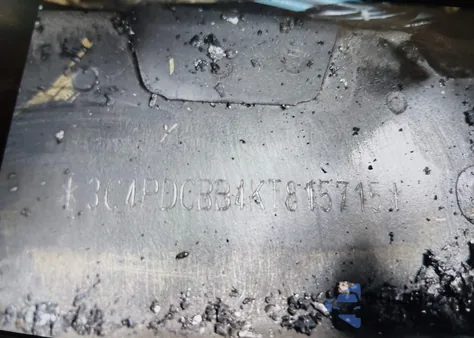 2019 Dodge Journey Se z USA, uszkodzony, nr VIN 3C4PDCBB4KT815715